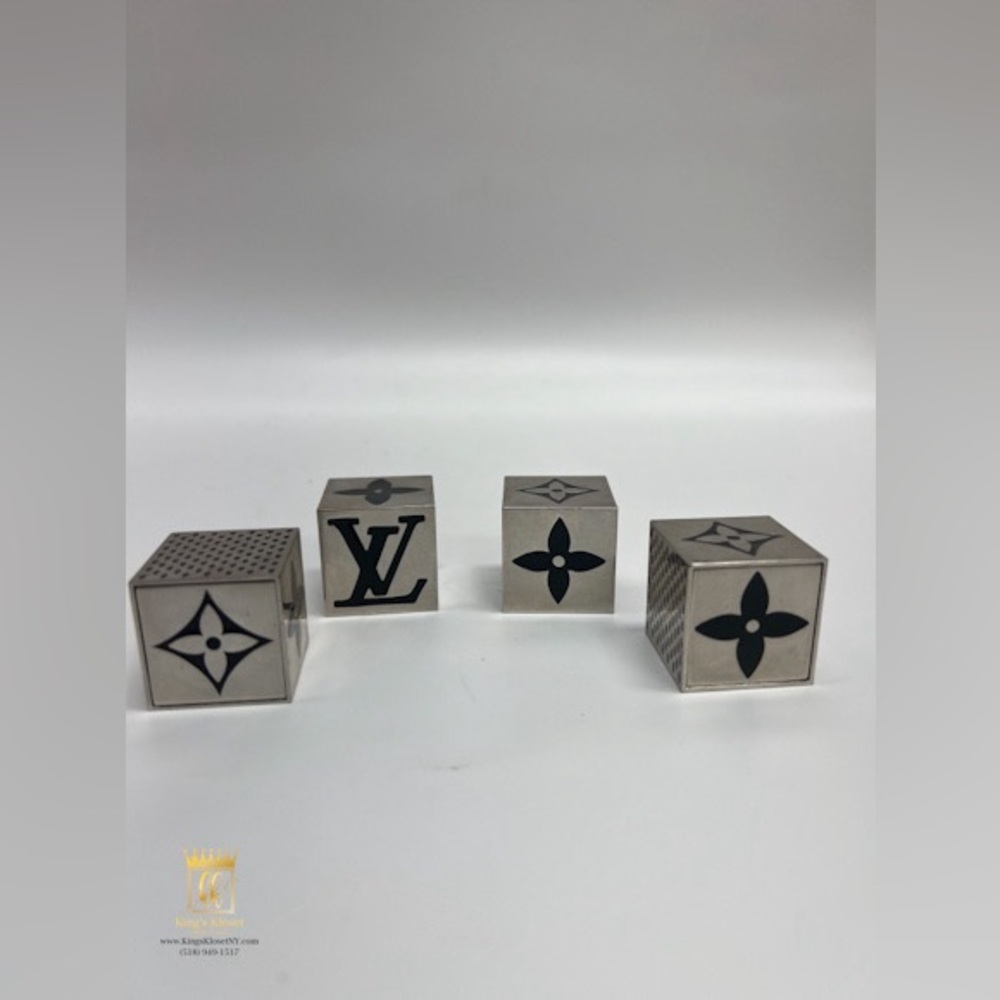 Louis Vuitton limited edition cube game dice - Picture 8 of 8